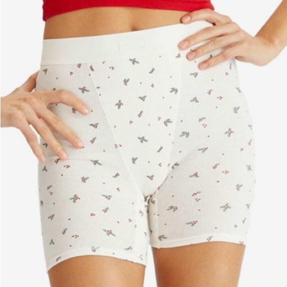 SKIMS Cotton Rib Boxer🎄🌿 Holly Berry Print | Holiday Collection | M